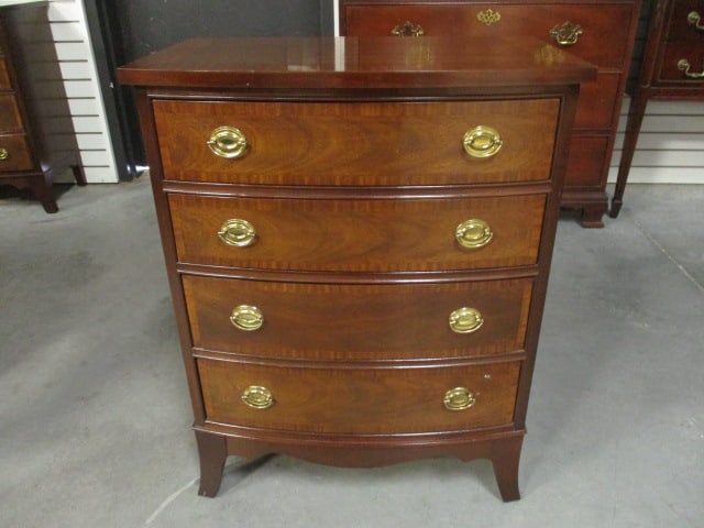 Councill Small Banded Mahogany Bowfront 4 Drawer Chest (1 of 14)