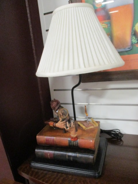 2000 TPG "Sherlock Holmes Pennywhistle Group" Sculpted Table Lamp: 26"h, ring finger holding penny is broken, Local Pickup Suggested