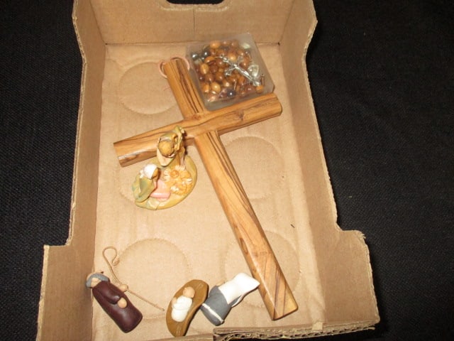 Olive Tree Cross and Rosary, 1987 Fontanini Miniature Nativity and 3 Piece Polyclay Nativity: .