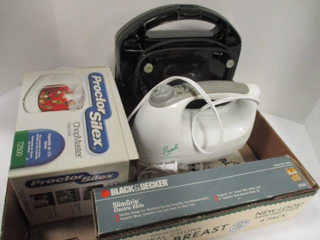 Krups Waffle Maker, Proctor Silex Chop Master, Black & Decker Slim Grip Electric Knife (1 of 8)