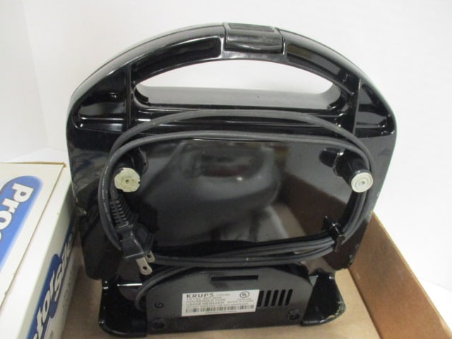 Krups Waffle Maker, Proctor Silex Chop Master, Black & Decker Slim Grip Electric Knife - 7