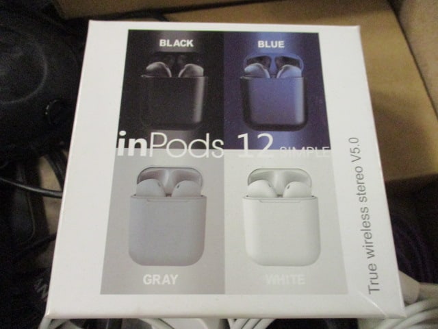 Assortment of Electronic Bulbhead Power Banks, Earbuds, Power Blocks, Lightening and C Power Cables - 2