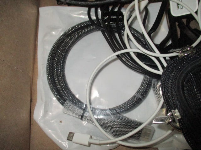 Assortment of Electronic Bulbhead Power Banks, Earbuds, Power Blocks, Lightening and C Power Cables - 4