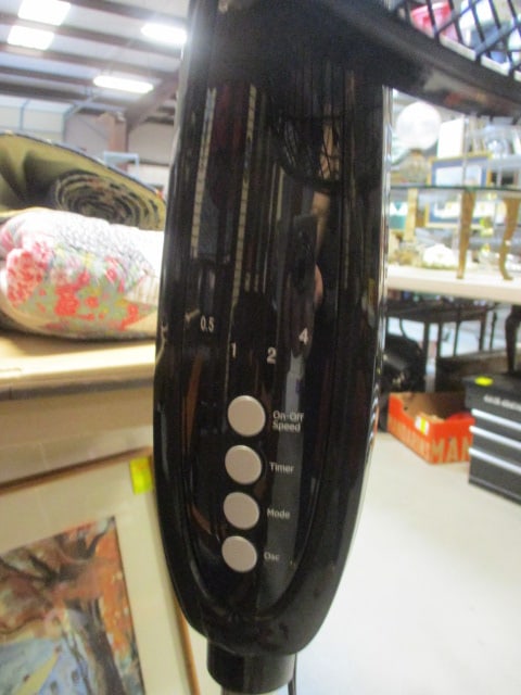 Amazon Basics Adjustable Oscillating Standing Pedestal Fan - 3