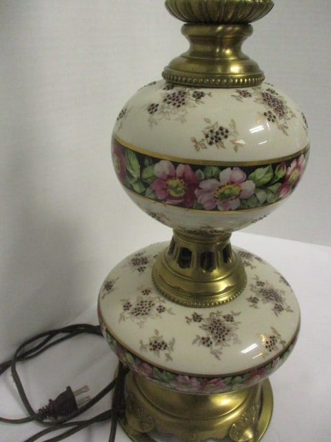 Mid Century Modern Rembrandt Porcelain and Brass Table Lamp - 9