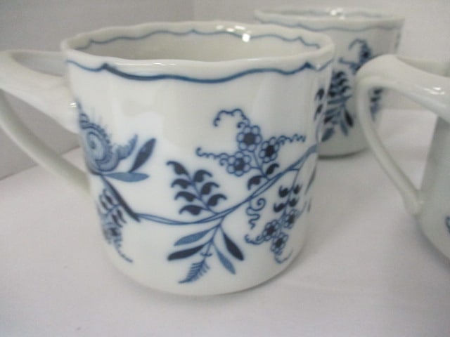 Grouping of Vintage Blue Danube "Blue Onion" Cups, Sugar Container, - 2