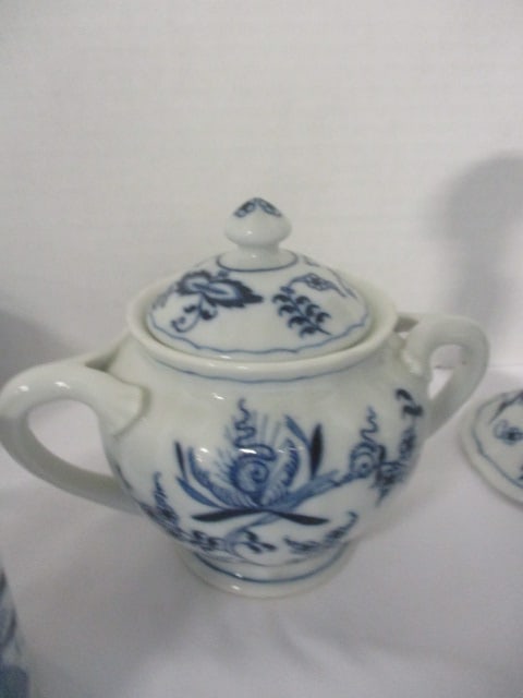 Grouping of Vintage Blue Danube "Blue Onion" Cups, Sugar Container, - 5