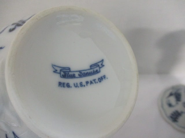Grouping of Vintage Blue Danube "Blue Onion" Cups, Sugar Container, - 8