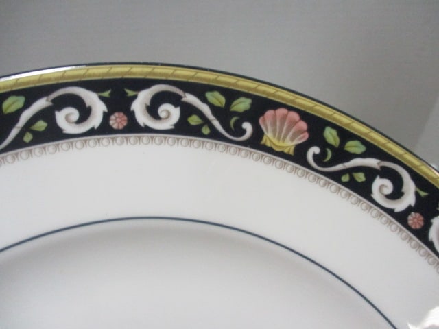 59 Pieces of Vintage Wedgwood "Runnymeade" China - 3