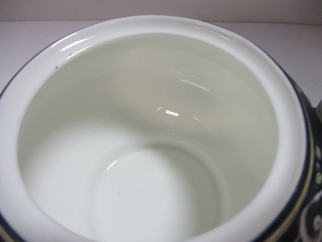 Vintage Wedgwood "Runnymeade" Sugar and Creamer - 3
