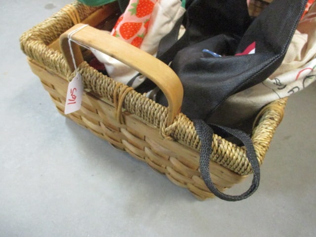 Vintage 1-Handle Basket with Canvass and Plastic Bags - 7