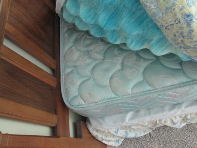 Retro Oak Finish Full/Queen Bed with Metal Rails - 5