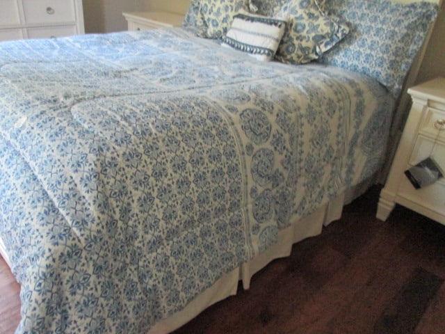 Like New Blue & White King Size Comforter Set with Accent Pillows - 2