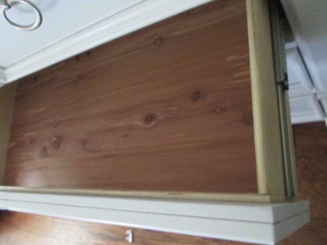 Like New Ashley White Millenium Collection 5 Drawer Chest - 4