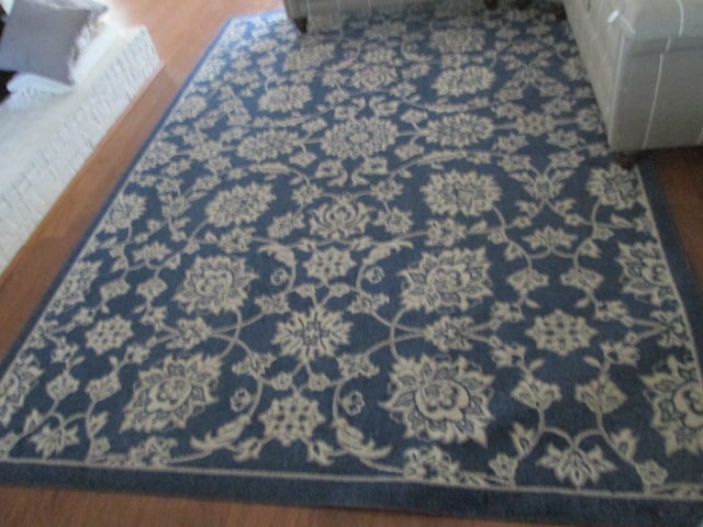 Kas "Lucia" Blue/White Indoor Outdoor Area Rug: 7'-7" x 10'-10", includes non slip pad, Design #2753, Local Pickup Only