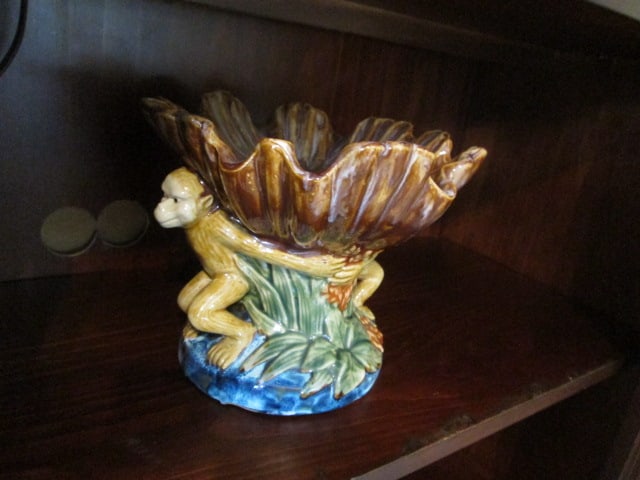 Three Hands Corp. Majolica Pottery Monkey Centerpiece: 9 3/4"dia x 8"h