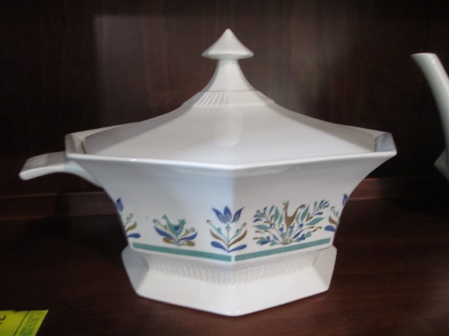 Independence Ironstone by Interpace Coffee Pot and Covered Dish - 4