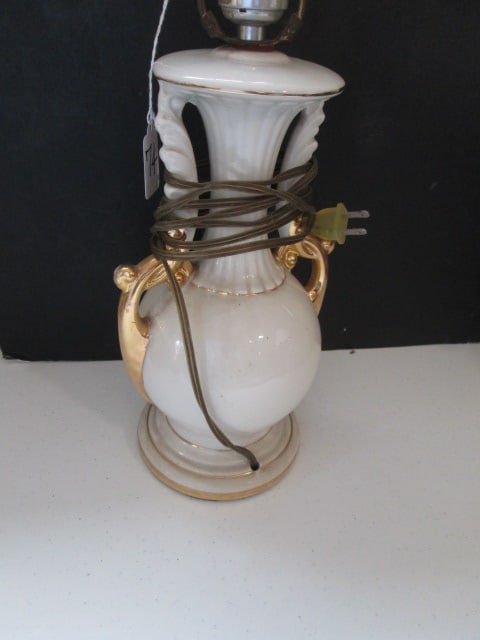 Porcelain Table Lamp with Victorian Couple Scene - 2