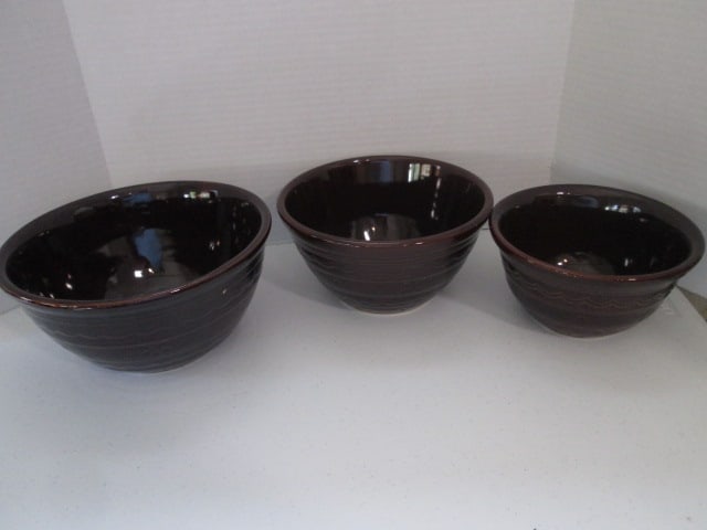 Mar-Crest Oven Proof Stoneware Daisy Dot 3 Piece Nesting Bowl Set: 7 1/4"dia, 8 1/4"dia, 9"dia