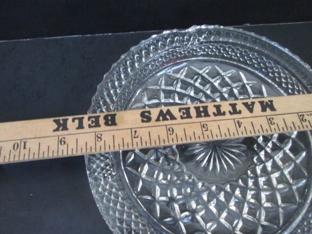 Anchor Hocking Wexford Pattern Pressed Glass Ashtray - 3