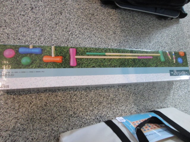 New The Spring Show Croquet Set (1 of 3)