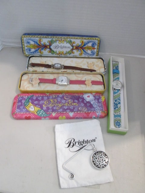 Brighton Purse Hanger and Two Ladies Quartz Watches and Vera Bradley Ladies Quartz Watch (1 of 13)