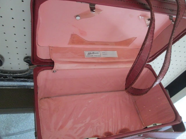 Hartmann Luggage Red Leather Travel Case - 3