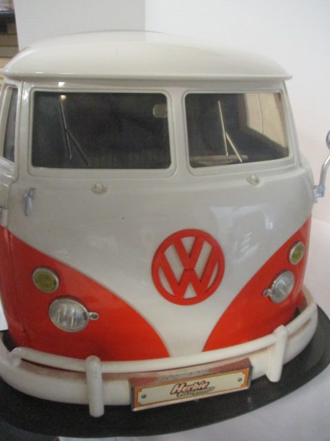 2005 Disney Herbie Love Bug Bus Radio Controlled Toy with Remote- 1/18 Scale - 3