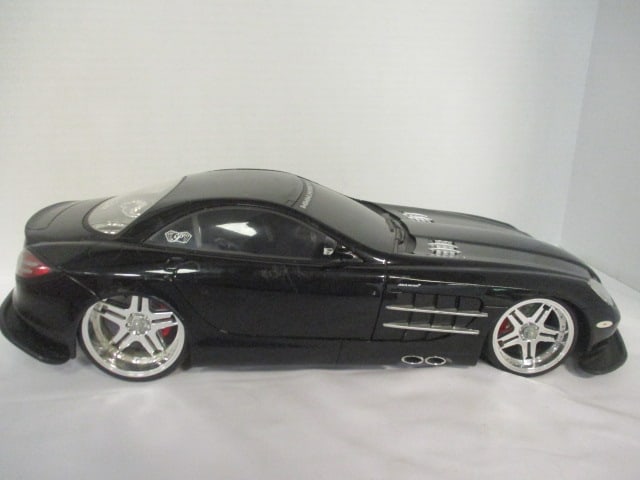 Maisto "Playerz" Mercedes-Benz SLR McLaren Radio Controlled Toy Car - 3
