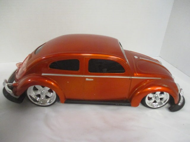 Maisto "G Ridez" Volkswagen Beetle Radio Controlled Toy Car with Remote - 3