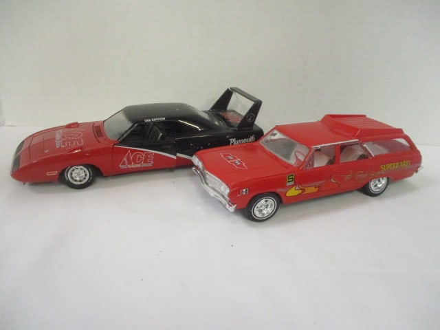 Ace Hardware "1970 Plymouth Superbird" Die Cast Model Car and Schiefer (1 of 7)