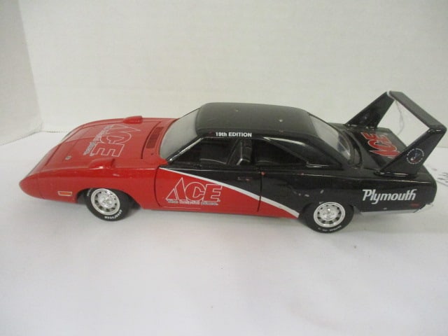 Ace Hardware "1970 Plymouth Superbird" Die Cast Model Car and Schiefer - 2