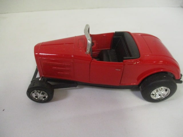 Collection of 5 Vintage Die Cast Model Cars - 1 /32 Scale and Hallmark - 3