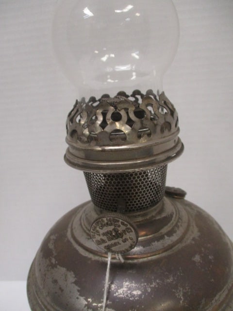 Vintage Aladdin Nickel Plated Kerosene Oil Lamp with Glass Chimney - 3