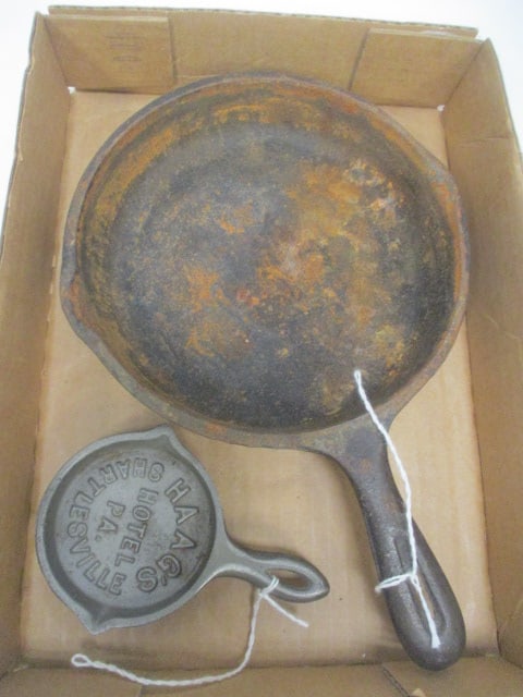 Vintage Cast Iron Skillet and "Haag's Hotel PA Dutch Dinner" Mini Skillet (1 of 4)