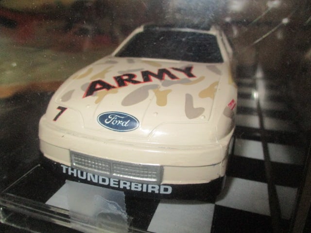 Vintage "Hooters Racing - Alan Kulwicki" #7" Advertising Plaque and - 3