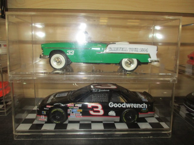 Racing Champions "Dale Earnhardt #3" and "Harry Gant #33" Die Cast Model: Cars in Plastic Display Cases, 1/24 Scale