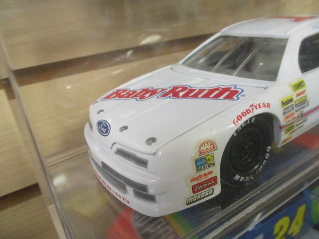 Racing Champions "Jeff Gordon #1" and "Jeff Gordon #24" Die Cast Model - 4