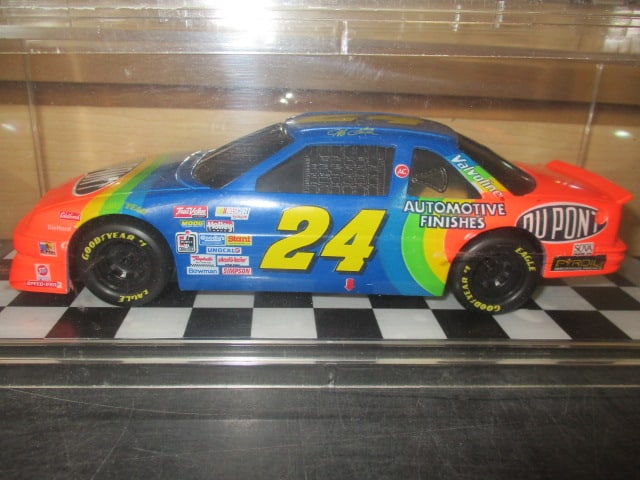 Racing Champions "Jeff Gordon #1" and "Jeff Gordon #24" Die Cast Model - 5