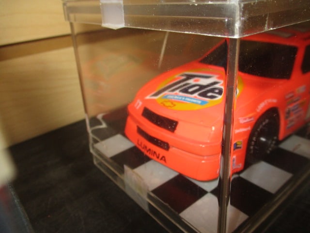2 Racing Champions "Tide - Darrell Waltrip #17" Die Cast Model Cars in - 4
