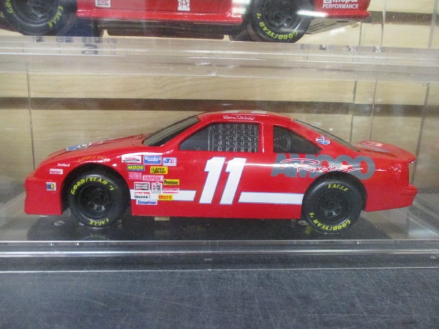2 Racing Champions "Bill Elliott" Die Cast Model Cars in Plastic Display Cases - 4