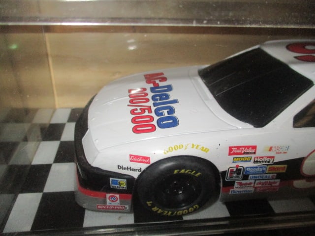 2 Racing Champions "Rockingham #93" Die Cast Model Cars in Plastic - 4