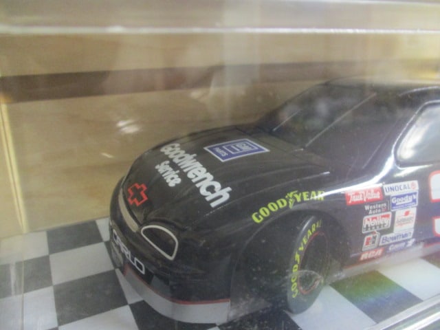 2 Racing Champions "Dale Earnhardt #3" Die Cast Model Cars in Plastic - 4