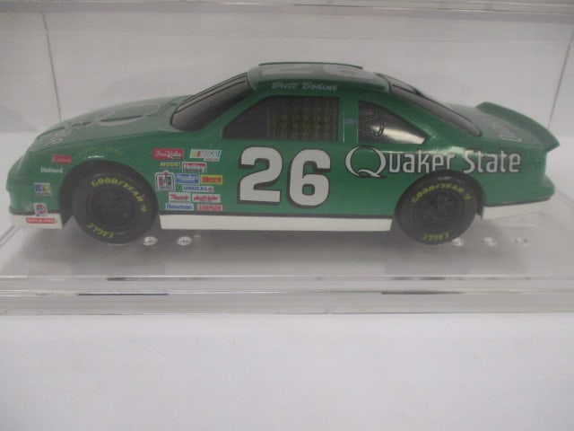Racing Champions "Darrell Waltrip #11" and "Brett Bodine #26" Die Cast - 3
