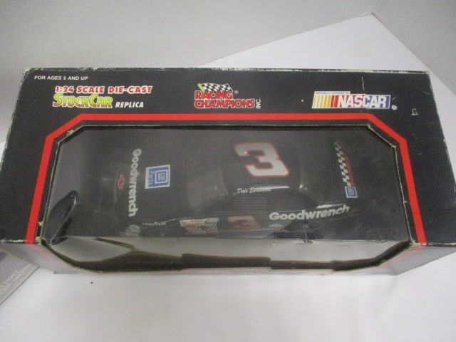 New Old Stock AMT "Bill Elliott's Coors Ford Thunderbird" Model Car Kit and - 3