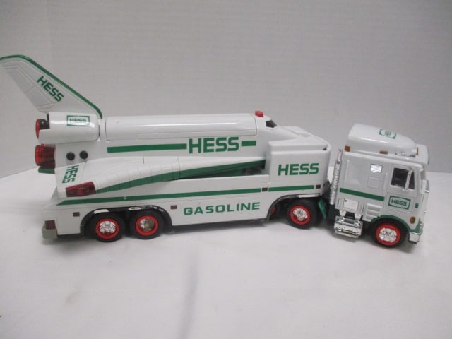 1999 Hess Truck and Space Shuttle Set (1 of 6)