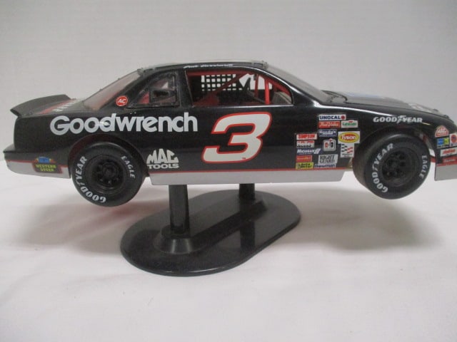 Vintage Ertl "Dale Earnhardt #3 Goodwrench" Die Cast Model Race Car on (1 of 4)