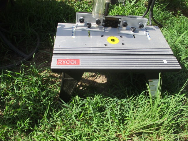 2' Ryobi Router Table - 3
