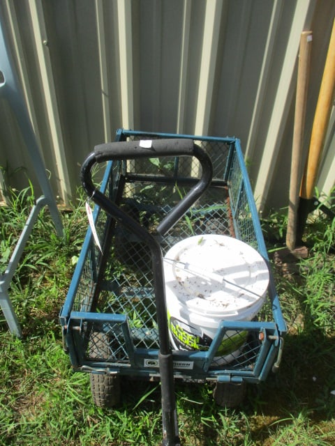 18" x 34" Garden Cart: .