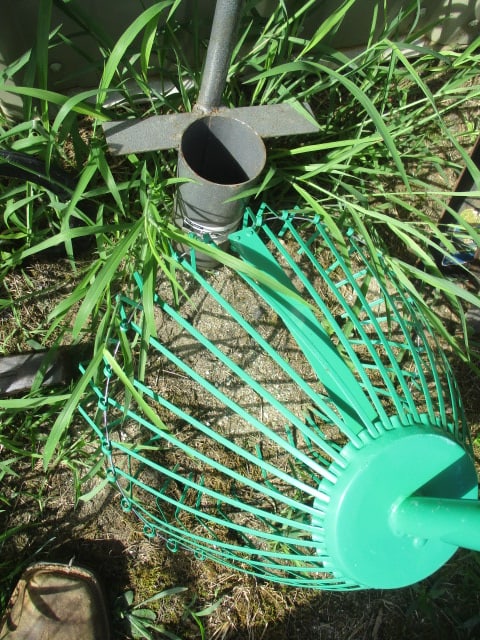 Garden Gather & Bulb Planter: .
